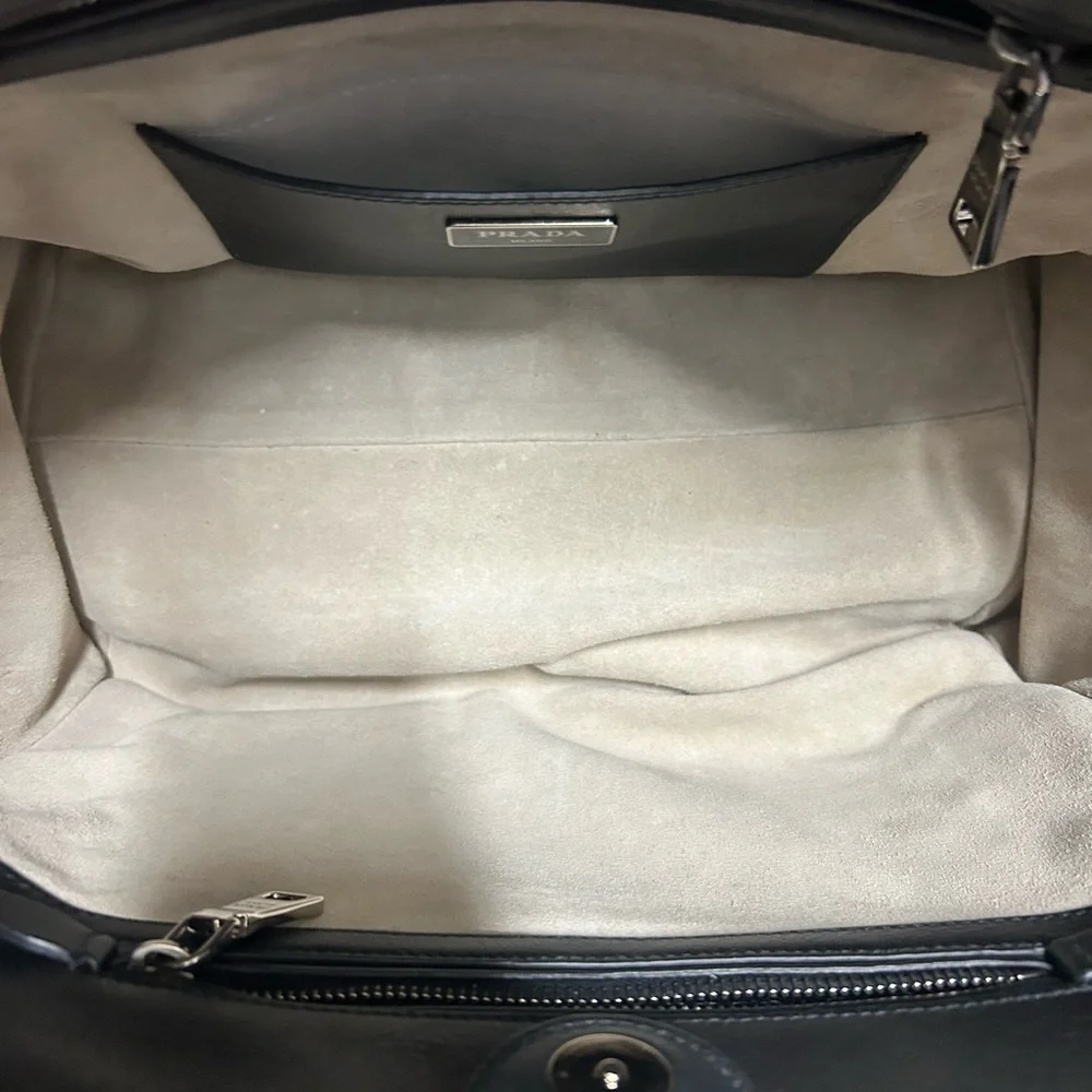 Prada satchel - Picture 4 of 14